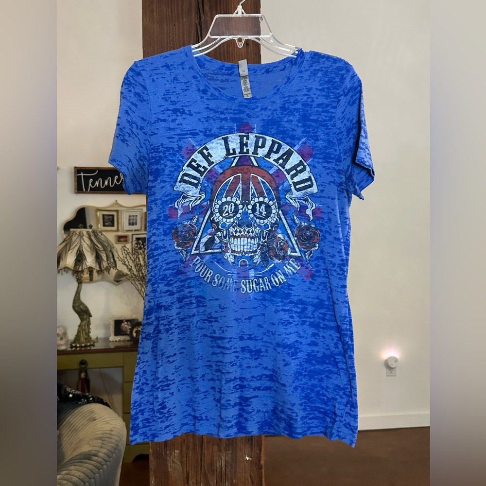Blue Graphic Tee - Women's Short Sleeve